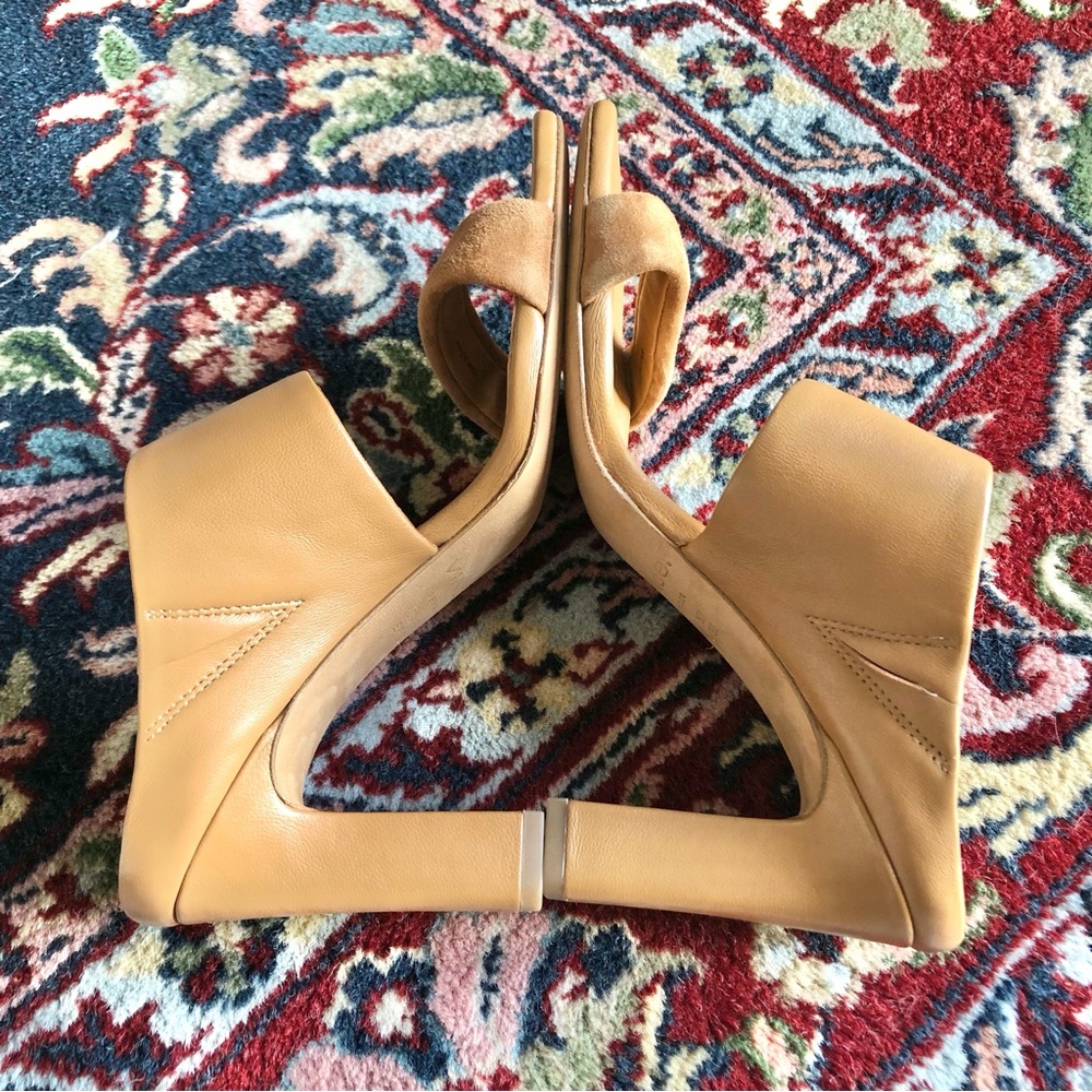 Vince Quinn Tan Leather Suede Mule Heeled Sandal - Picture 7 of 8